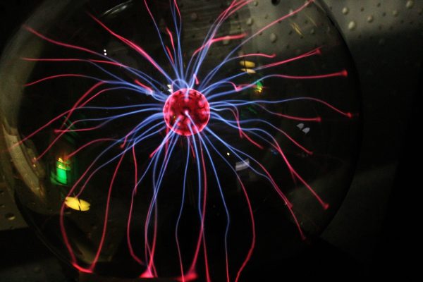 » Avaluació i prevenció dels riscos de l’exposició a camps electromagnètics en els llocs de treball.